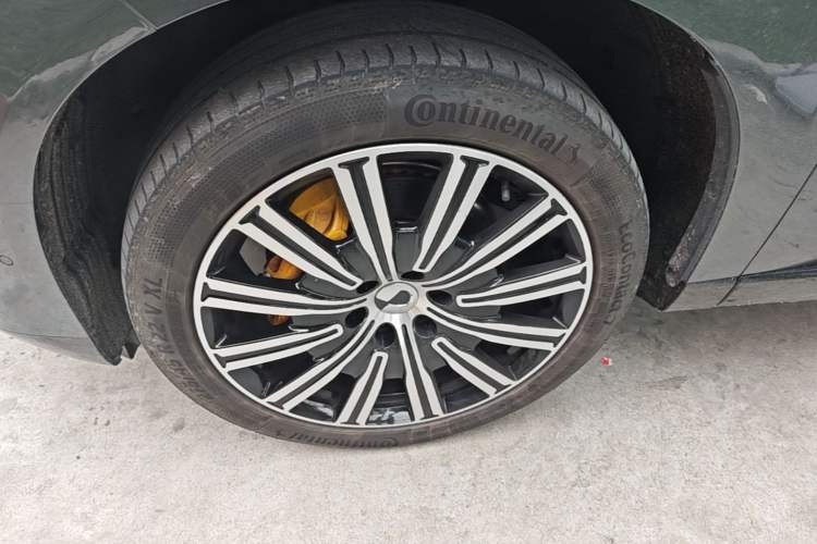 Used Denza N9 2025 Prestige Version Left Front Wheel Hub