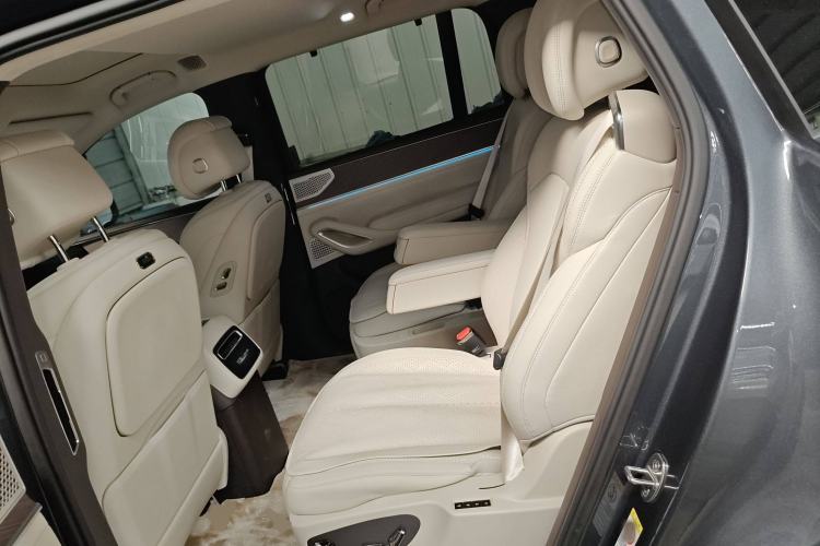 Used Denza N9 2025 Prestige Version Left Rear Seat