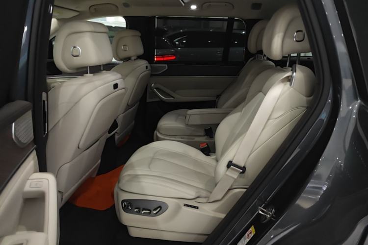 Used Denza N9 2025 Flagship Model Left Rear Seat