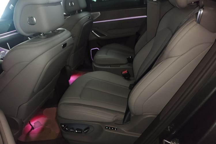 Used Denza N9 2025 Flagship Model Left Rear Seat