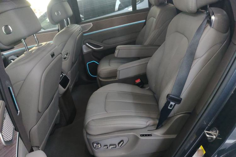 Used Denza N9 2025 Flagship Model Left Rear Seat
