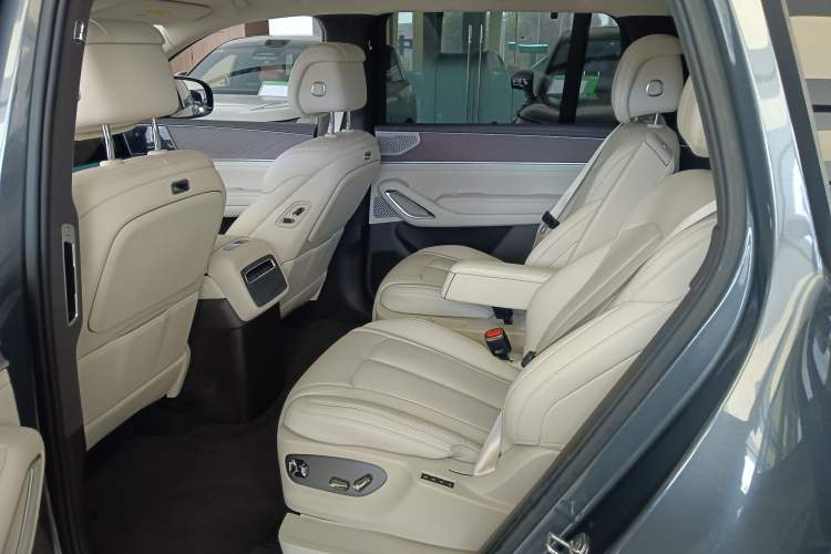 Used Denza N9 2025 Prestige Version Left Rear Seat