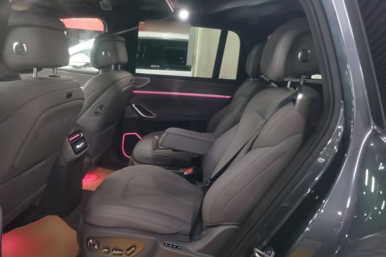 Used Denza N9 2025 Flagship Model Left Rear Seat