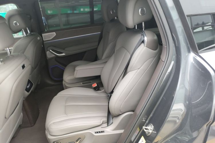 Used Denza N9 2025 Flagship Model Left Rear Seat