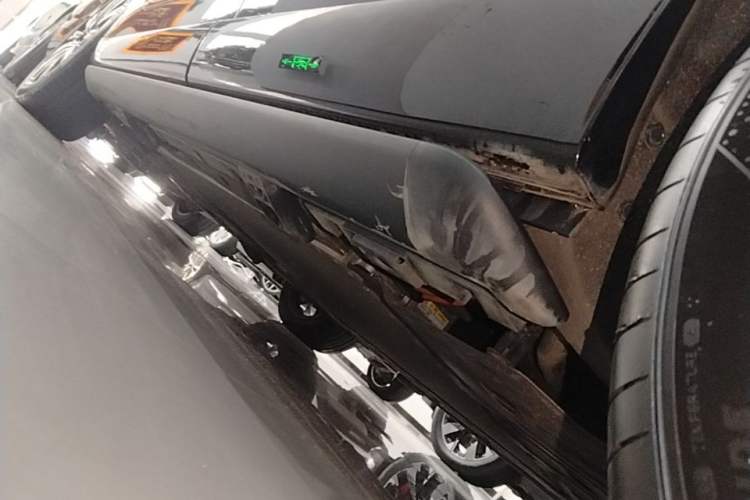 Used Denza N9 2025 Flagship Model Left Side Sill