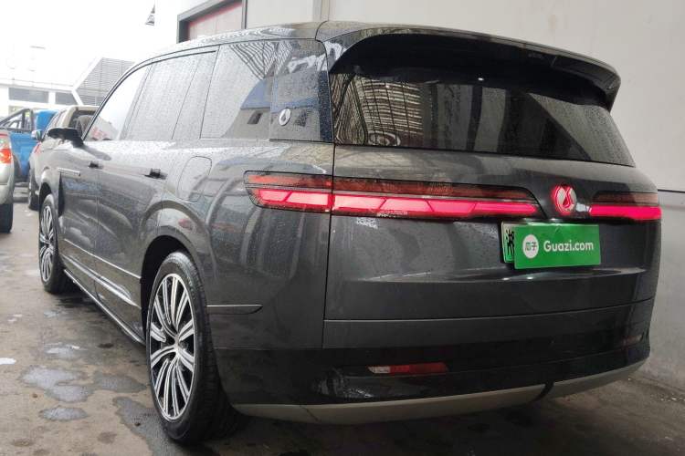 Used Denza N9 2025 Flagship Model Rear Left 45 Deg