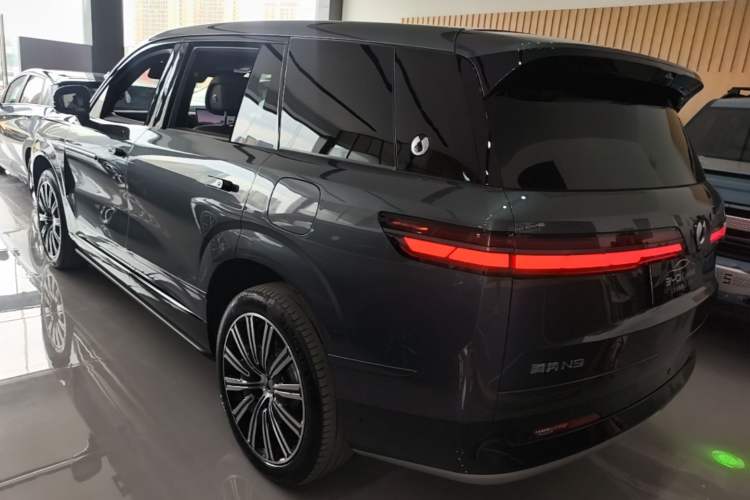 Used Denza N9 2025 Flagship Model Rear Left 45 Deg
