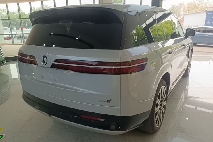 Used Denza N9 2025 Flagship Model Rear Right 45 Deg