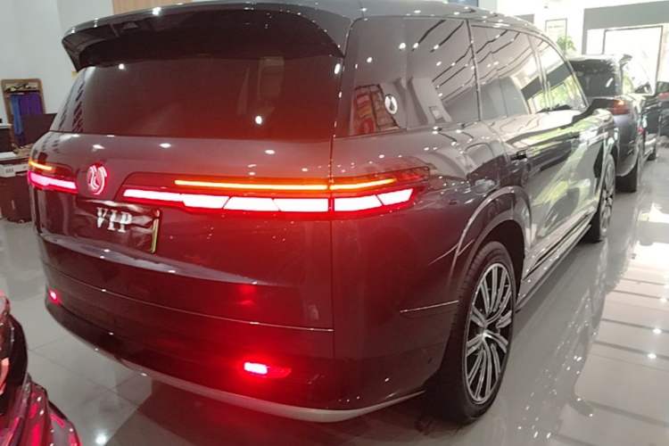 Used Denza N9 2025 Flagship Model Rear Right 45 Deg