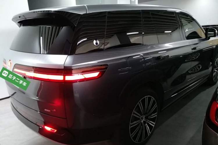Used Denza N9 2025 Flagship Model Rear Right 45 Deg