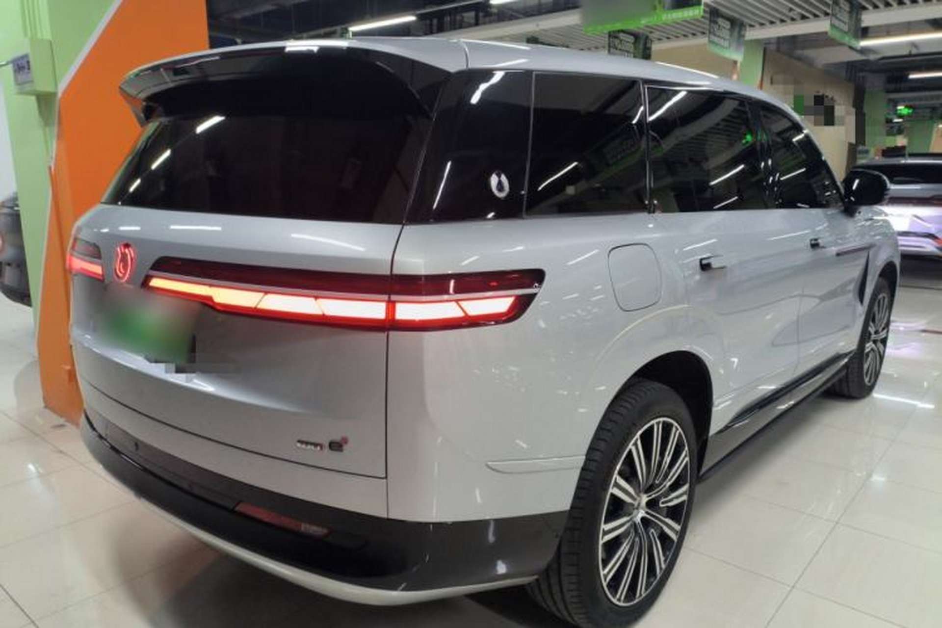 Used Denza N9 2025 Flagship Model Rear Right 45 Deg