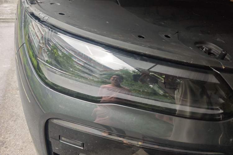 Used Denza N9 2025 Prestige Version Right Front Headlight