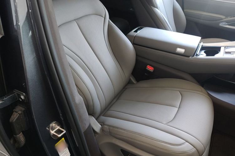 Used Denza N9 2025 Flagship Model Right Front Seat