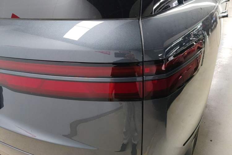 Used Denza N9 2025 Prestige Version Right Rear Taillight