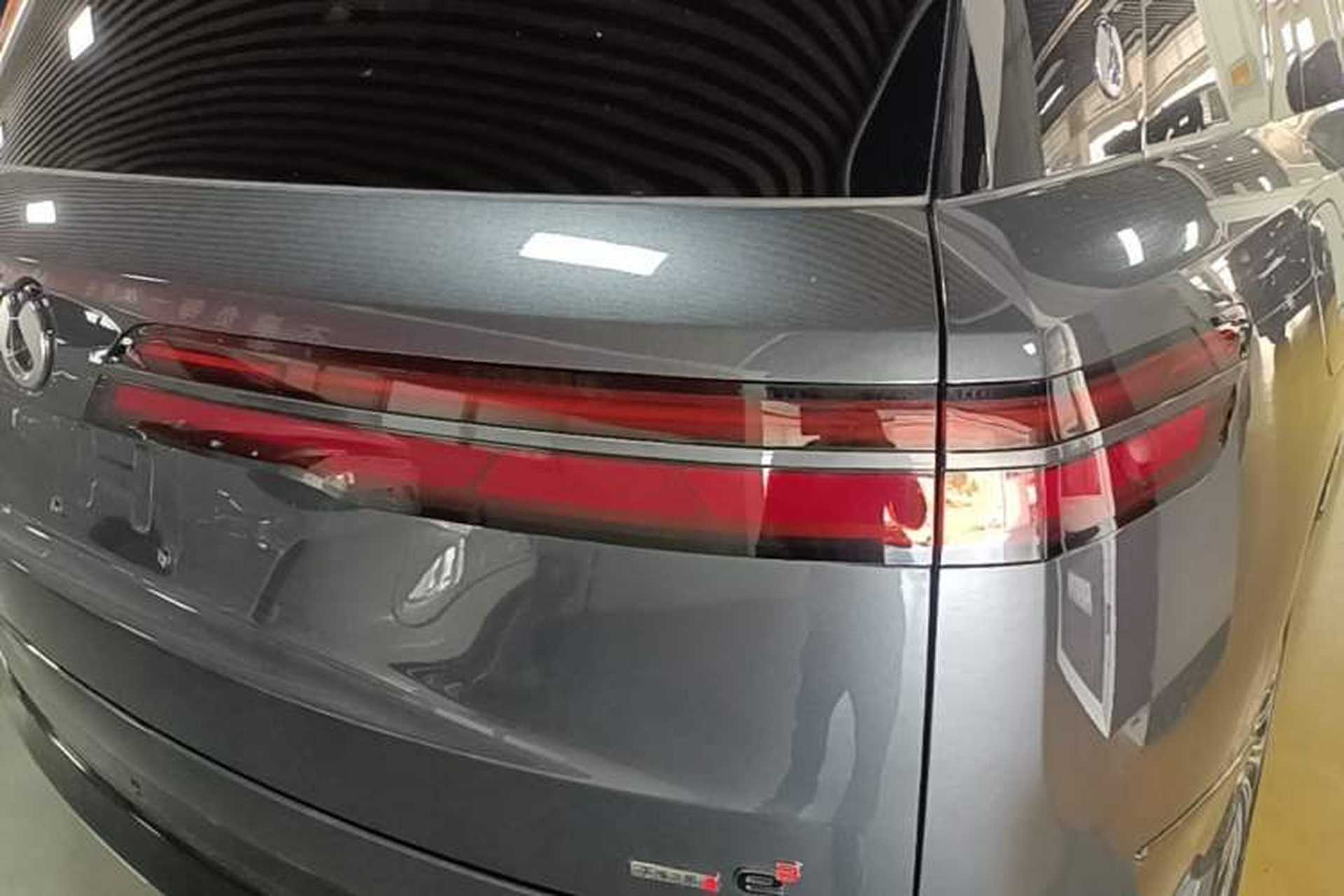 Used Denza N9 2025 Flagship Model Right Rear Taillight
