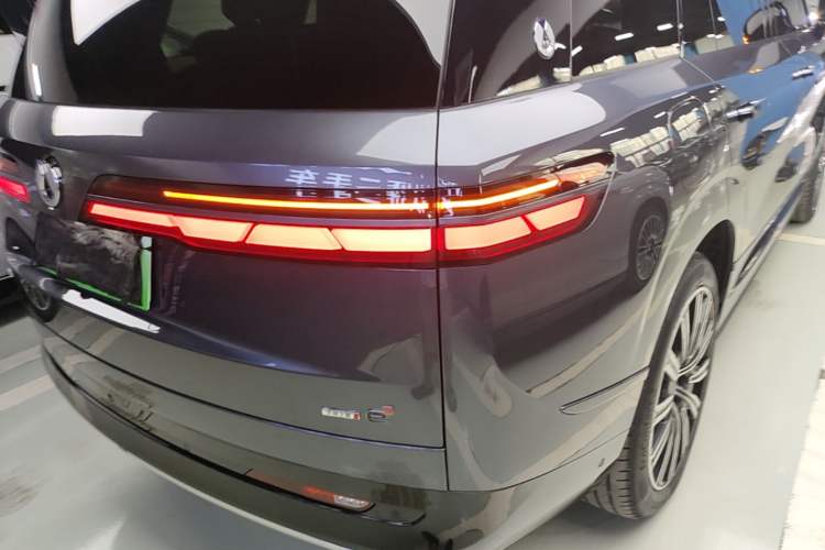 Used Denza N9 2025 Prestige Version Right Rear Taillight