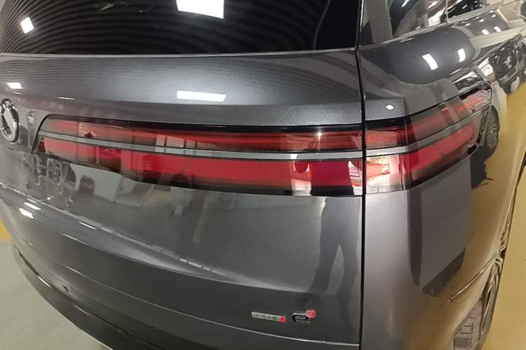 Used Denza N9 2025 Prestige Version Right Rear Taillight