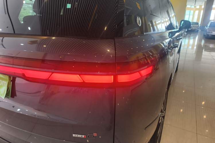 Used Denza N9 2025 Flagship Model Right Rear Taillight