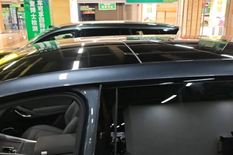Used Denza N9 2025 Flagship Model Roof