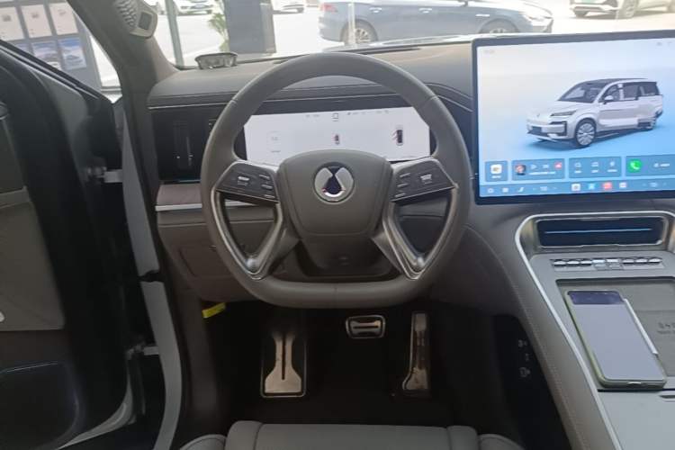 Used Denza N9 2025 Flagship Model Steering Wheel
