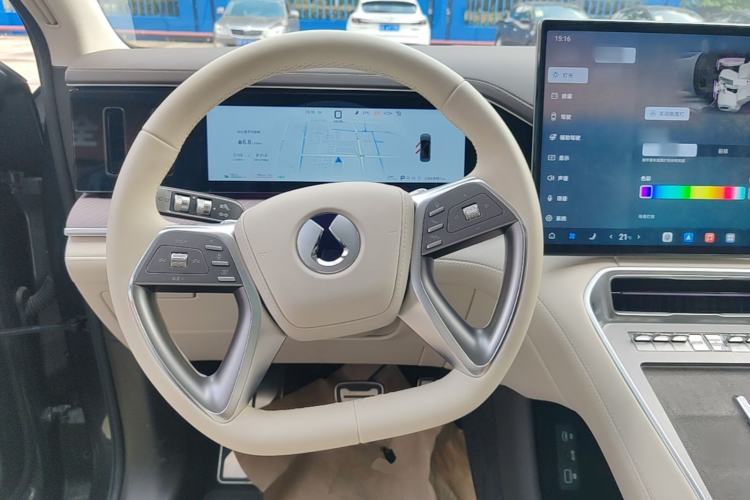 Used Denza N9 2025 Flagship Model Steering Wheel