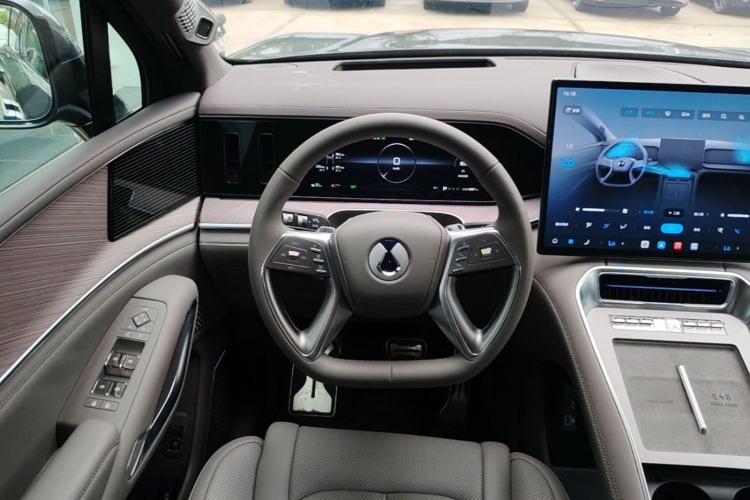 Used Denza N9 2025 Flagship Model Steering Wheel