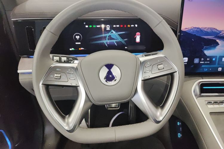 Used Denza N9 2025 Flagship Model Steering Wheel