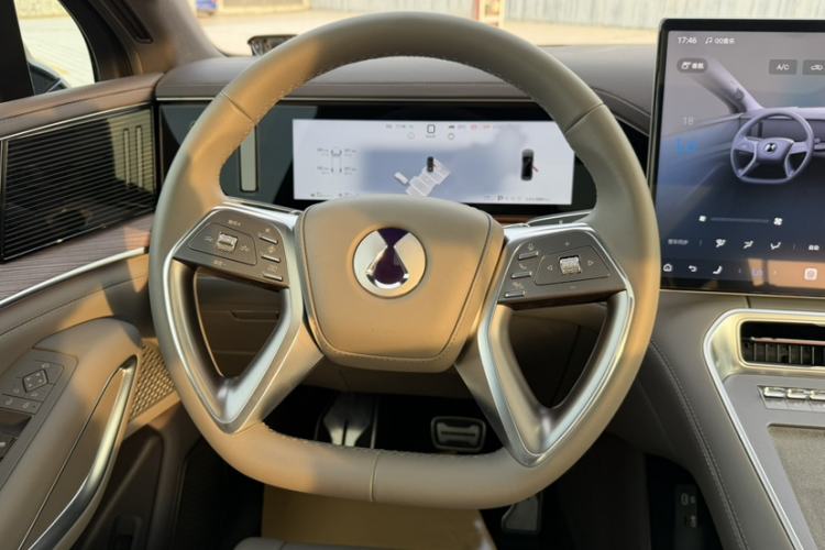 Used Denza N9 2025 Prestige Version Steering Wheel