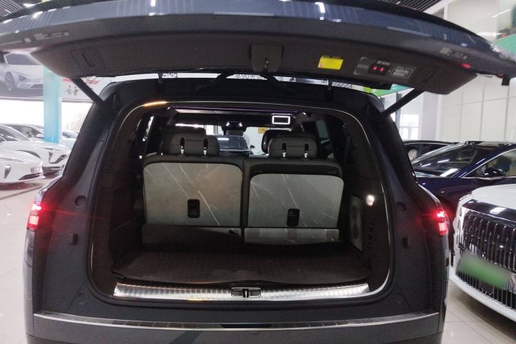 Used Denza N9 2025 Flagship Model Trunk