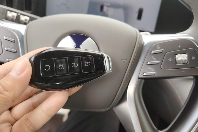 Used Denza N9 2025 Flagship Model Vehicle Key