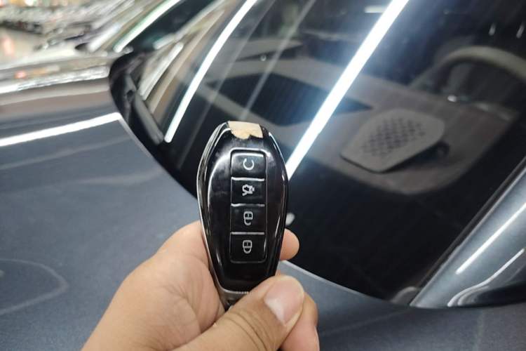 Used Denza N9 2025 Flagship Model Vehicle Key