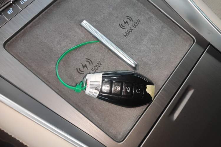 Used Denza N9 2025 Prestige Version Vehicle Key