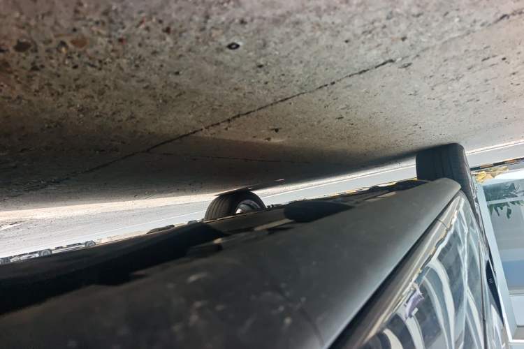Used Denza N9 2025 Flagship Model Chassis Rear Left