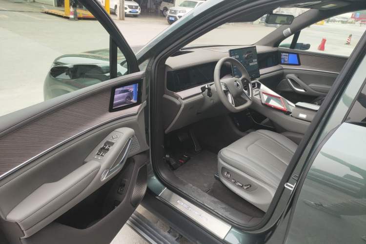 Used Denza N9 2025 Flagship Model Driver Seat