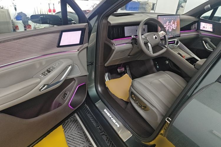 Used Denza N9 2025 Flagship Model Driver Seat