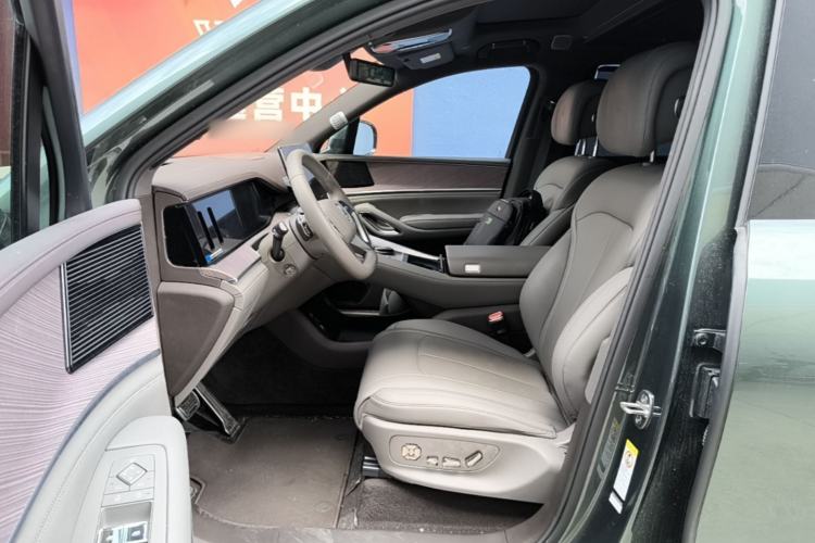 Used Denza N9 2025 Flagship Model Driver Seat