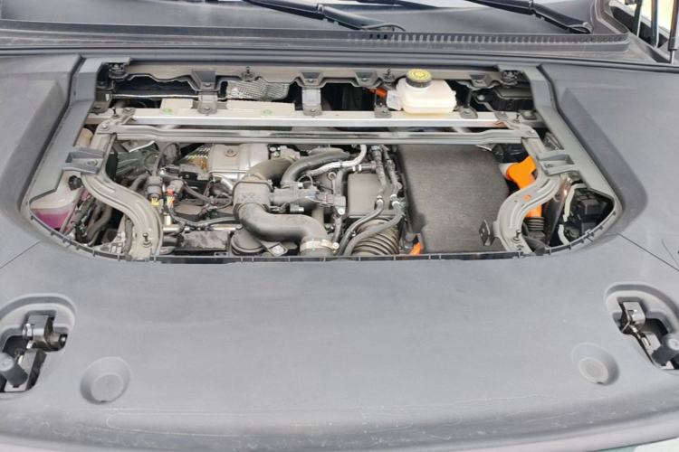 Used Denza N9 2025 Flagship Model Engine Bay