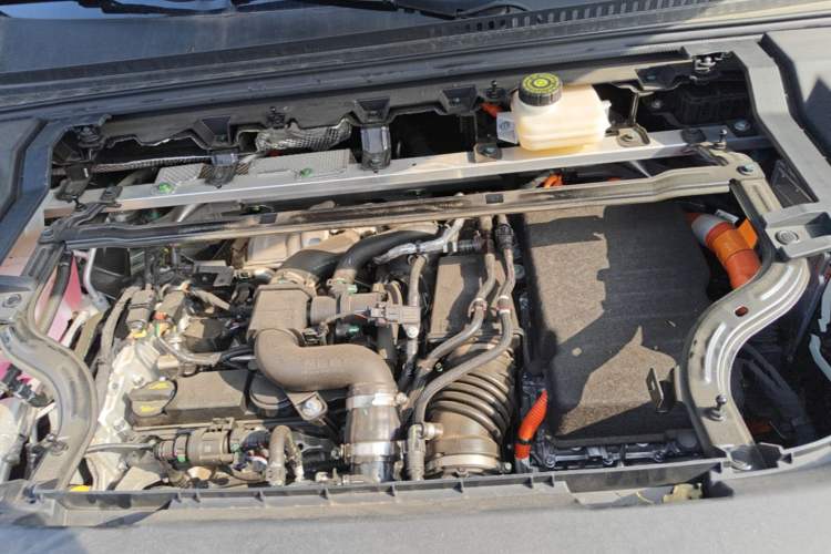 Used Denza N9 2025 Flagship Model Engine Bay