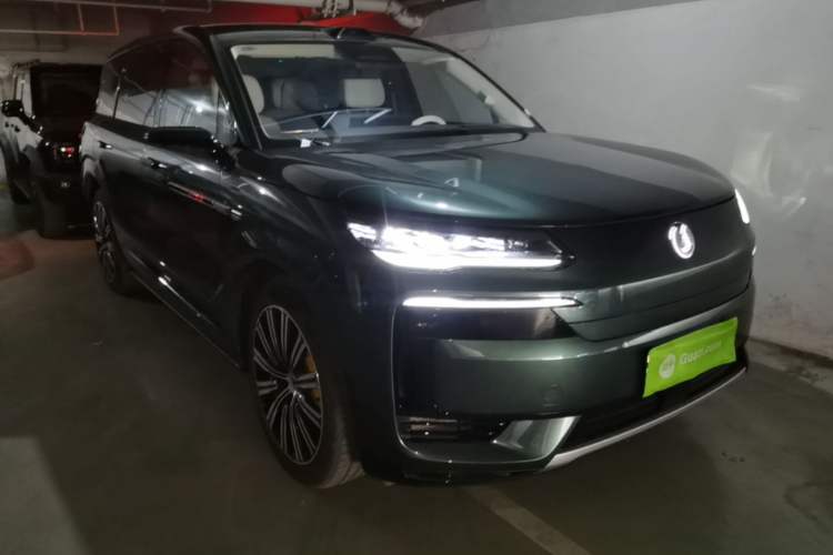 Used Denza N9 2025 Flagship Model Exterior 1