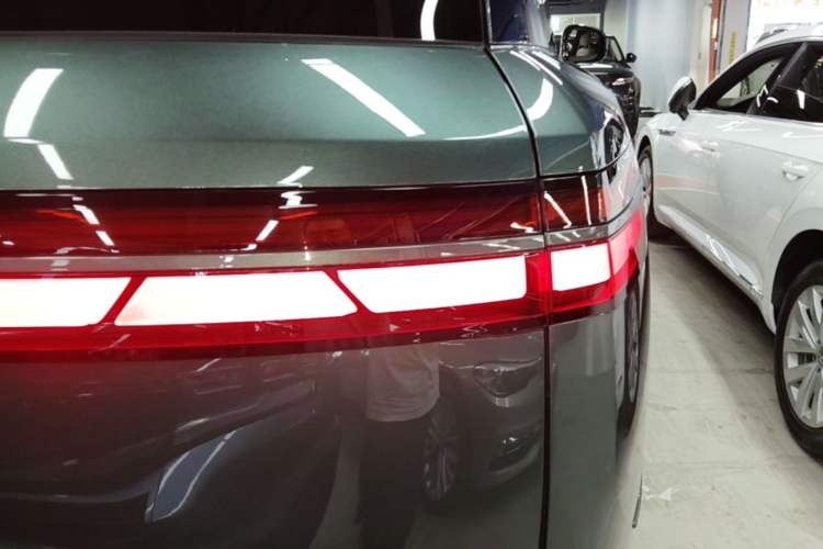 Used Denza N9 2025 Flagship Model Exterior 3