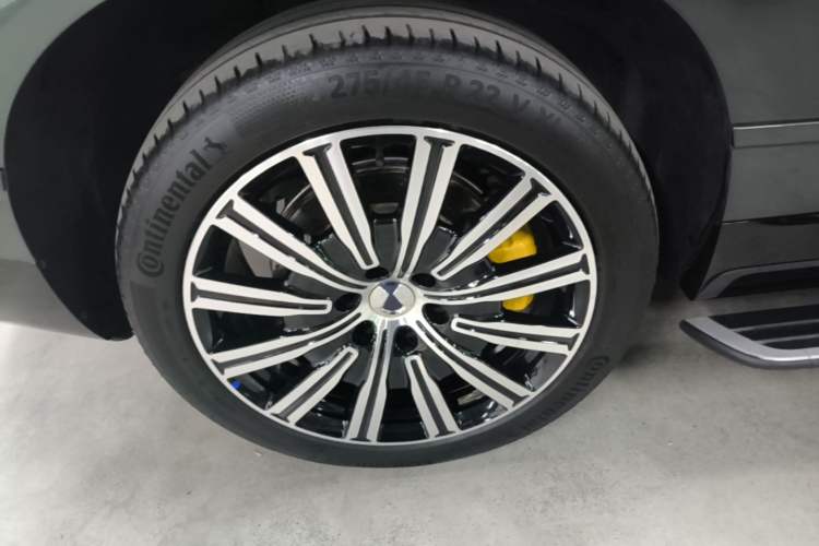 Used Denza N9 2025 Flagship Model Exterior 5