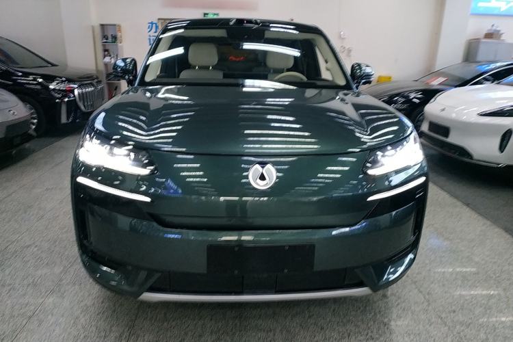 Used Denza N9 2025 Prestige Version Front