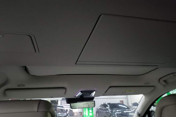 Used Denza N9 2025 Flagship Model Headliner