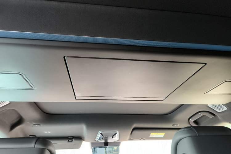 Used Denza N9 2025 Flagship Model Headliner