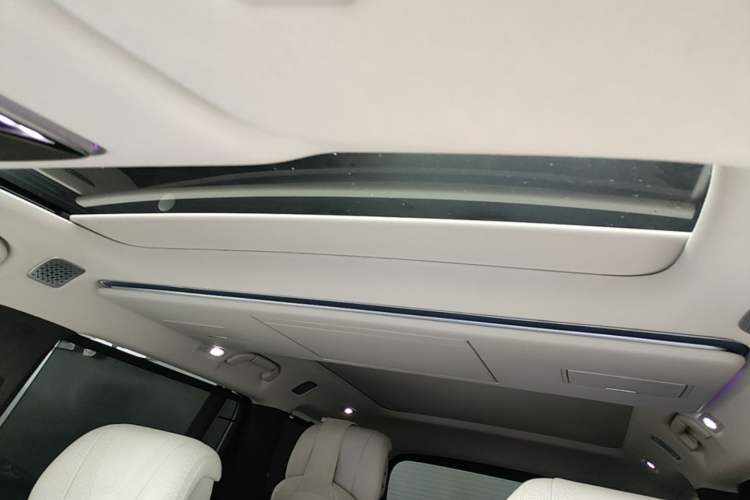 Used Denza N9 2025 Flagship Model Headliner