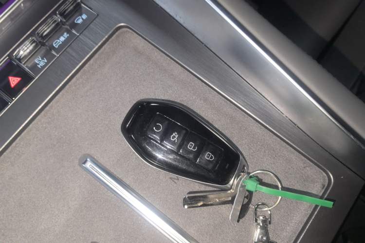 Used Denza N9 2025 Flagship Model Interior 1