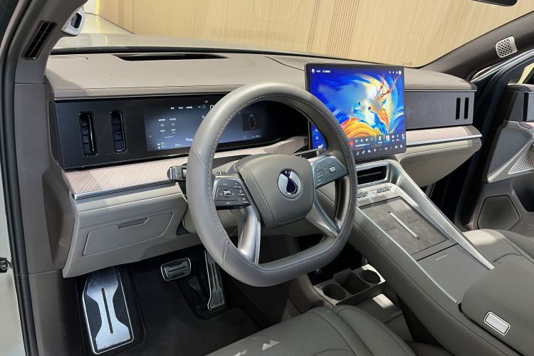 Used Denza N9 2025 Flagship Model Interior 2
