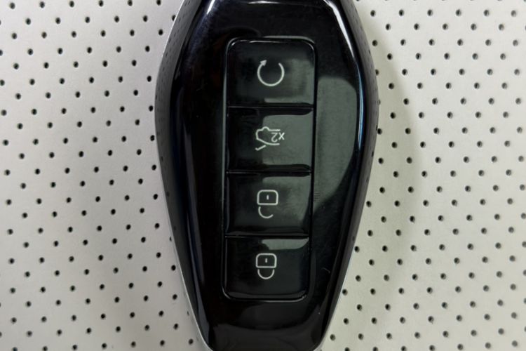 Used Denza N9 2025 Flagship Model Interior 5