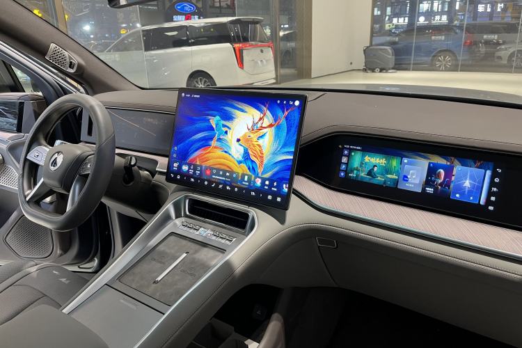 Used Denza N9 2025 Flagship Model Interior 6