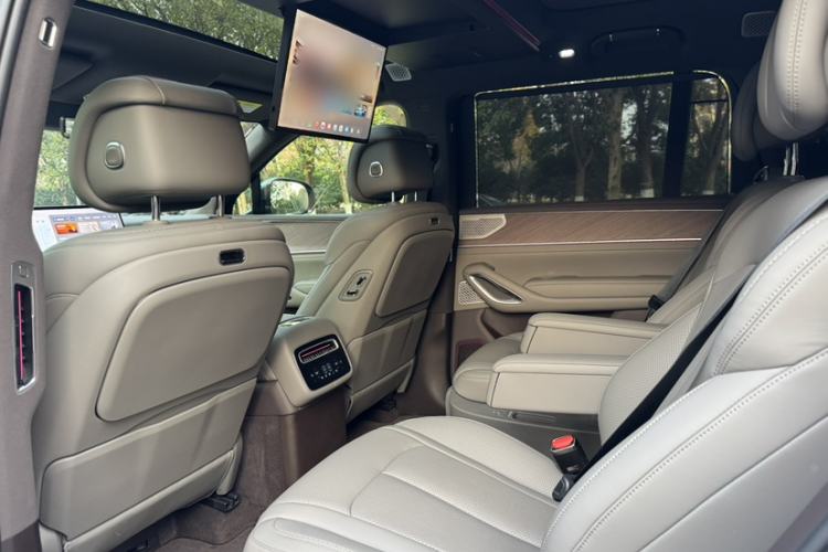 Used Denza N9 2025 Flagship Model Interior 7